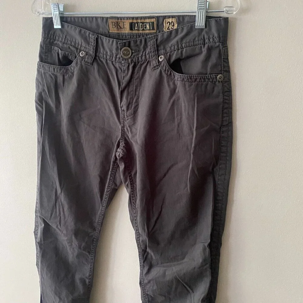 BKE Denim Aiden Chino Pants Size 29 - 29x32 (31x31) Mid Rise Straight Leg Buckle